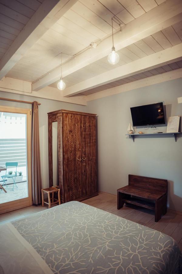 אורטונה B&B Il Mare In Una Stanza מראה חיצוני תמונה
